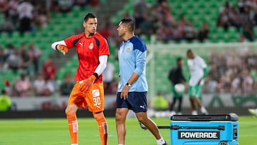    Oscar Whalley of Guadalajara during the game Santos vs Guadalajara, corresponding to Round 06 of the Torneo Apertura 2023 of the Liga BBVA MX, at TSM Corona Stadium, on August 26, 2023.

<br><br>

Oscar Whalley de Guadalajara durante el partido Santos vs Guadalajara, correspondiente a la Jornada 06 del Torneo Apertura 2023 de la Liga BBVA MX, en el Estadio TSM Corona, el 26 de Agosto de 2023.