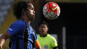 El jugador de Huachipato Claudio Munoz Uribe