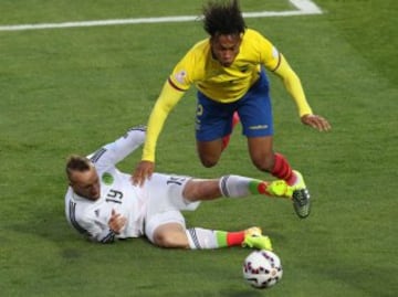 Buen ambiente en el estadio El Teniente de Rancagua en donde se enfrentan Ecuador y México. Comienzan a definirse los clasificados de la Copa América.