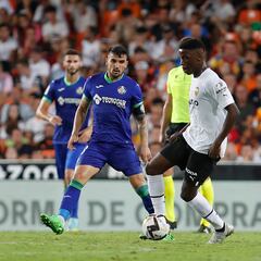 Arambarri deja de ser extracomunitario