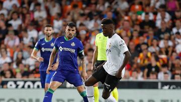 Arambarri durante el partido que esta temporada jug¨® el Getafe en Mestalla.