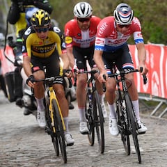 Habrá duelo Van Aert - Van der Poel en París-Roubaix