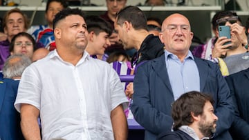 18/03/25 EL PRESIDENTE DEL REAL VALLADOLID RONALDO NAZARIO Y EL ALCALDE DE VALLADOLID JESUS JULIO CARNERO.