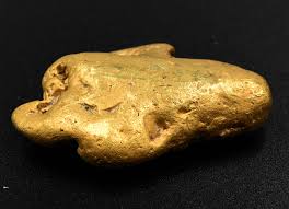 Farmer finds billions of dollars in gold in his garden that goes straight to the state: “Everything underground is his property”