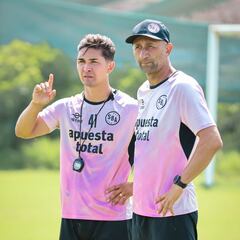 Felipe Gutiérrez vuelve al fútbol chileno