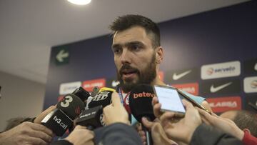07/02/18 baloncesto
Entrenamiento FC Barcelona Lassa de basquet
Rueda de Prensa entrenador Pierre Oriola