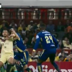 La polémica del posible penal del 'Shaggy' sobre Henry Martín