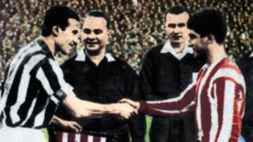 Collar, capitán rojiblanco.