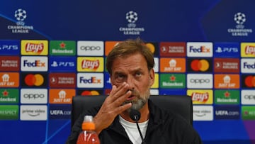 NAPLES, ITALY - SEPTEMBER 06: (THE SUN OUT. THE SUN ON SUNDAY OUT) Jurgen Klopp manager of Liverpool at the Liverpool FC Press Conference ahead of their UEFA Champions League group A match against SSC Napoli at Stadio Diego Armando Maradona on September 06, 2022 in Naples, Italy. (Photo by John Powell/Liverpool FC via Getty Images)