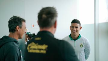 Primer día de James Rodríguez en León