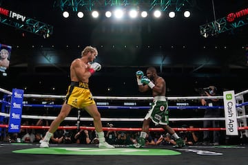 La pelea entre Mayweather y Logan Paul en imágenes