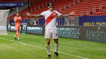 Soccer Football - Copa America 2021 - Third-Place Playoff - Colombia v Peru - Estadio Mane Garrincha, Brasilia, Brazil - July 9, 2021 Peru's Gianluca Lapadula reacts REUTERS/Ueslei Marcelino