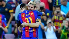 Barcelona golea al Deportivo y Messi vuelve marcando