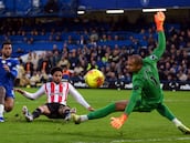 ‘Super Robert Sánchez’ al rescate