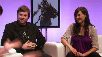 Jade Raymond y Patrice Désilets durante la presentación de Assassin's Creed II (E3 2009)