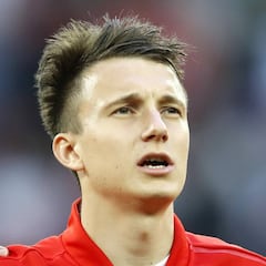 El Chelsea toma ventaja sobre Juve y Barça por Golovin