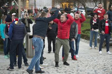 Russian hooligans cause havoc in Bilbao