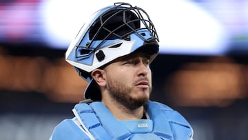 TORONTO, ONTARIO - OCTOBER 31: Alejandro Kirk #30 of the Toronto Blue Jays looks on against the Los Angeles Dodgers during the first inning in game six of the 2025 World Series at Rogers Center on October 31, 2025 in Toronto, Ontario.   Emilee Chinn/Getty Images/AFP (Photo by Emilee Chinn / GETTY IMAGES NORTH AMERICA / Getty Images via AFP)