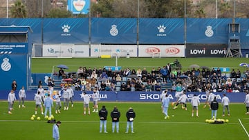 La afición, presente en el primer entrenamiento de la semana