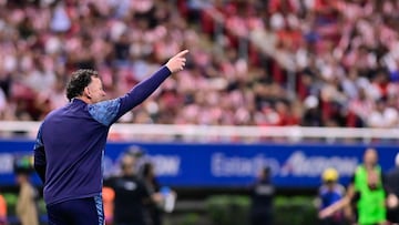 Gabriel Milito head coach of Guadalajara during the 9th round match between Guadalajara and Toluca as part of the Liga BBVA MX, Torneo Apertura 2025 at Akron Stadium, on September 20, 2025 in Guadalajara, Jalisco, Mexico.