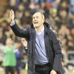 Víctor Fernández, sancionado con dos partidos por su expulsión