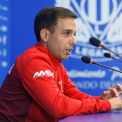 Borja Jiménez “Ganar cuatro partidos y empatar uno nos daría el ascenso, ese es el objetivo”