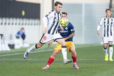 Participó en los tres goles de su equipo, anotando uno y dando los otros dos. En su tanto pareció que se escoraba mucho, pero acabó finalizando con acierto. De sus asistencias nos quedamos con la del tercer tanto, obra de Jakobsen.