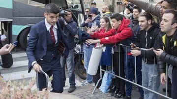 Morata en su llegada a Turín.