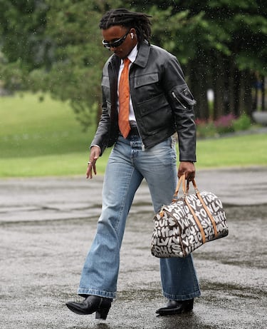 Los estilismos de Jules Koundé no dejan a nadie indiferente.