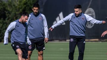 El técnico argentino reveló en rueda de prensa que solamente existe una duda para el debut del club ante Real Salt Lake este miércoles y es la del central argentino.