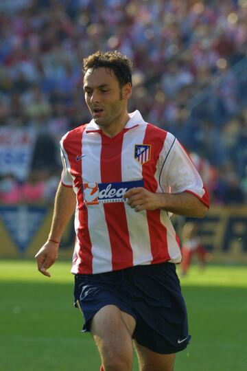 Central titular en el Doblete (1995-96), Santi vistió la camiseta del Atlético durante nueve temporadas. La llegada de García Calvo e Hibic le restó protagonismo en el ascenso, pero era una pieza clave en el vestuario. Un total de 298 encuentros en el club. Actualmente es el seleccionador español Sub-21.
