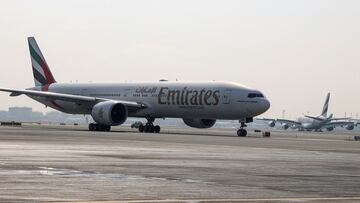 FILE PHOTO: An Emirates Airlines Boeing 777-300ER at Dubai airport, in Dubai, United Arab Emirates, January 30, 2023. REUTERS/Rula Rouhana/File Photo