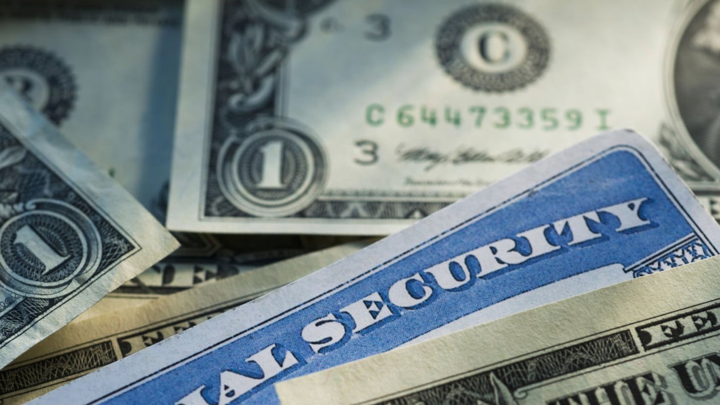 Is The Average Social Security Check Payment Of 1 900 Per Month Enough is-the-average-social-security-check-payment-of-1-900-per-month-enough