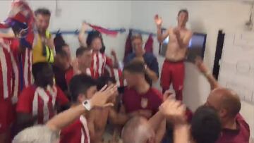 Y atronó el 'Te quiero Atleti': la fiesta del filial tras ser campeón