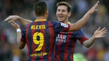 Alexis Sánchez asistió a Lionel Messi en 12 tantos en el FC Barcelona. Es el décimo jugador que más pases gol dio al argentino en su carrera.