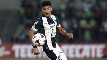 Jes&uacute;s Gallardo olvida su pasaporte y regresa a Monterrey