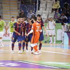 Un Barça en crisis recibe a la 'Revelación Zaragoza'