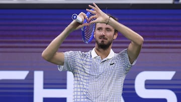 NEW YORK, NEW YORK - AUGUST 24: Daniil Medvedev reacts during a delay in play after a controversial call in the third against Benjamin Bonzi of France during their Men's Singles First Round match on Day One of the 2025 US Open at USTA Billie Jean King National Tennis Center on August 24, 2025 in the Flushing neighborhood of the Queens borough of New York City. Elsa/Getty Images/AFP (Photo by ELSA / GETTY IMAGES NORTH AMERICA / Getty Images via AFP)