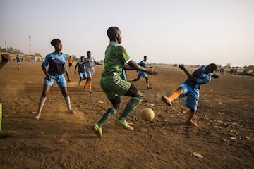 Las Gazelles de Gouandé, en el norte de Benin, son uno de los 16 equipos de fútbol establecidos en todo el país con el objetivo de dar a las mujeres más control sobre su futuro a través del deporte.
