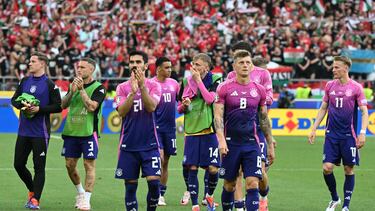 Alemania pasa, pero pierde brillo