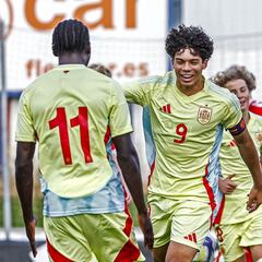 Tunkara, Enzo Alves y Del Pino, la nueva Trinidad de España