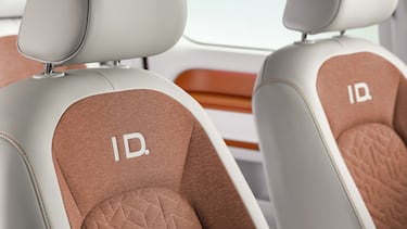 ¿Qué importancia tiene el uso de los materiales reciclables en los autos?