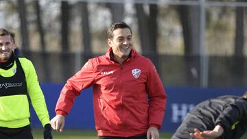 Francisco Rodr&iacute;guez, entrenador del Huesca