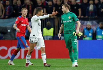 Igor Akinfeev y Dani Ceballos.