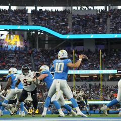 Chargers - Jets odds and predictions: Who is the favorite in the NFL Monday Night game?