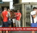 Gas pimienta, disturbios y violencia en el hotel de Independiente