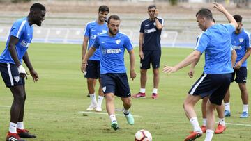Jugadores del Málaga durante un entrenamiento.