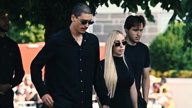 Darwin Nuñez llega al funeral de Diogo Jota y su hermano André Silva en la Igreja Matriz de Gondomar el 5 de julio de 2025 en Gondomar, Portugal.