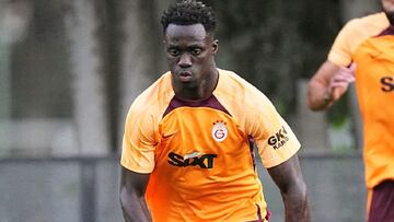 Davinson Sánchez ya está en Turquía.