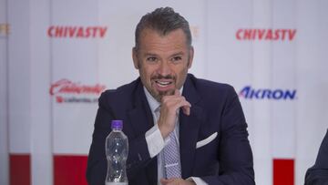 José Luis Higuera, Chivas